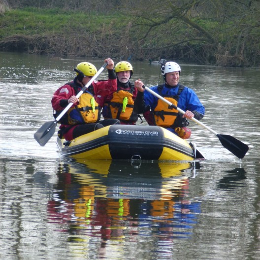 BATEAU GONFLABLE EN PVC 3.2 M