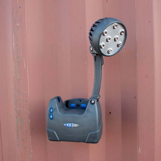 SUPPORT MAGNETIQUE POUR PROJECTEUR K8 LED