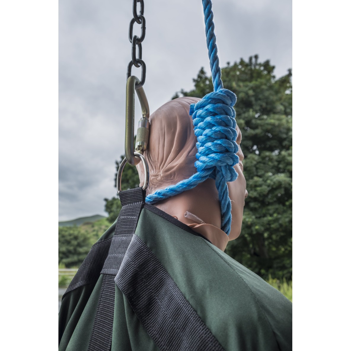 MANNEQUIN D'ENTRAINEMENT VICTIME DE PENDAISON