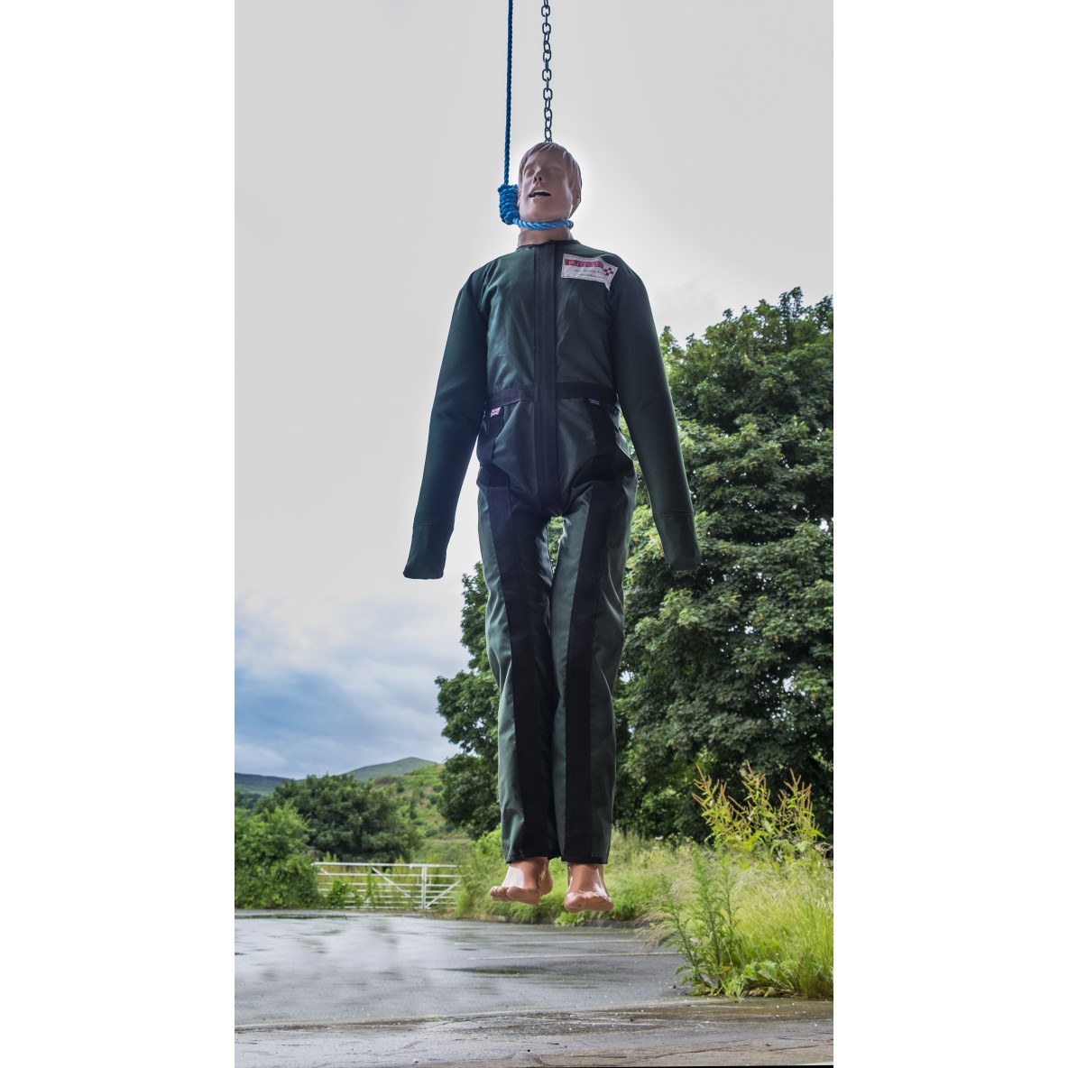 MANNEQUIN D'ENTRAINEMENT VICTIME DE PENDAISON