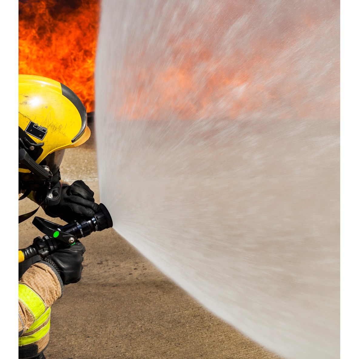 LANCE FEUX DE FORETS MULTI-DEBIT VIPER ATTACK 1562 GFR PN40 BZE / JAUNE