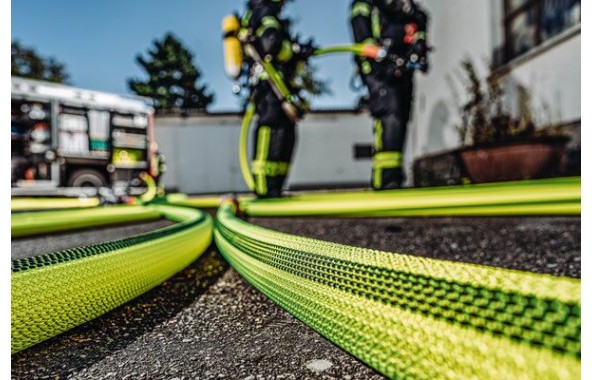 Tuyau souple incendie Intrax – léger, résistant et haute performance