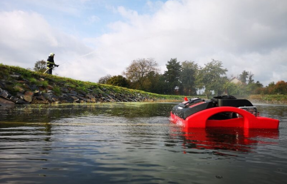 Motopompe flottante Amphibio F1500 – Puissance et efficacité pour vos interventions